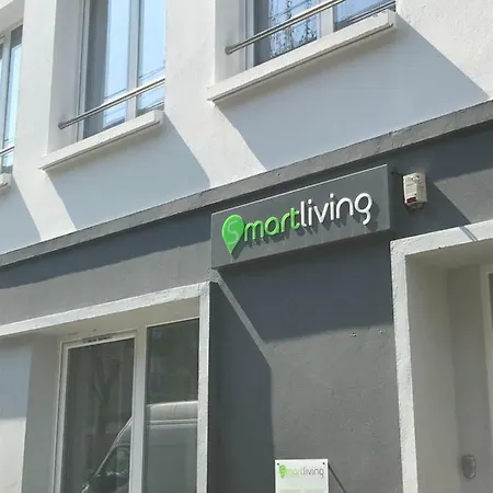 Smart Living Apartmanhotel 3*